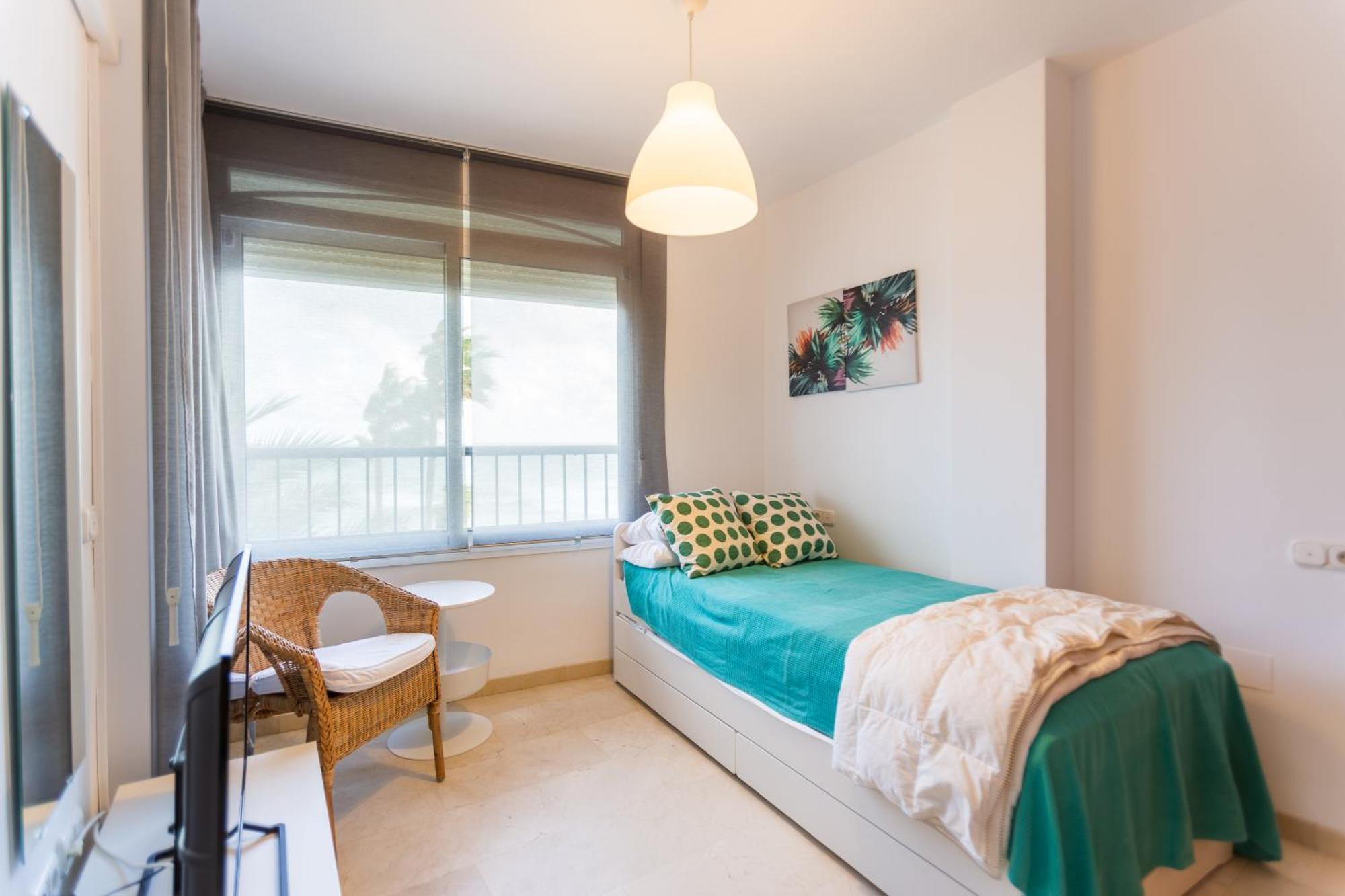 Bonito Apartamento En Primera Linea De Playa Estepona Eksteriør billede